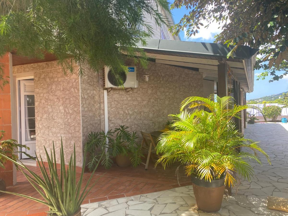 Au Pipiri Leve Apartment Schoelcher Exterior foto